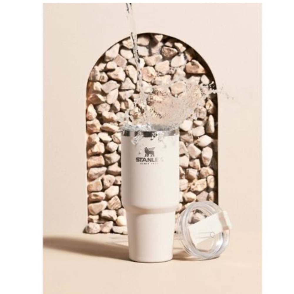 Stanley brand Travel Tumbler-The Quencher. NEW! Ltd. Edition color-Alpine beige.